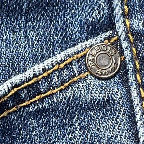 Talbots Signature Crop Flare Petite Jean Capris - Picture 6 of 14